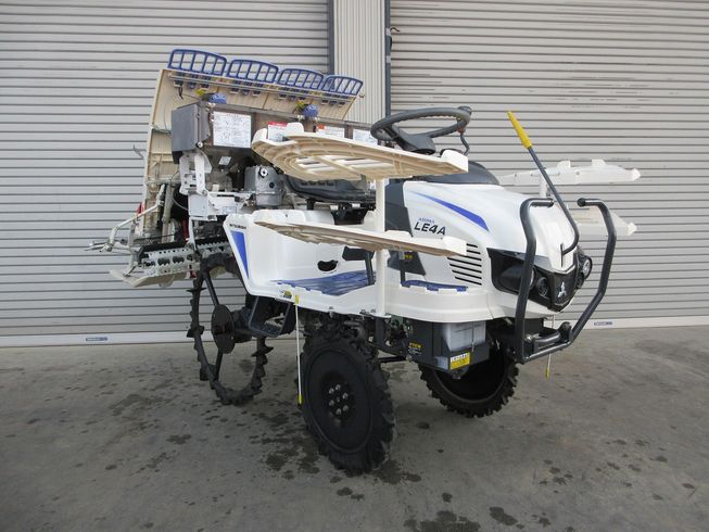 田植機 LE4A 写真２