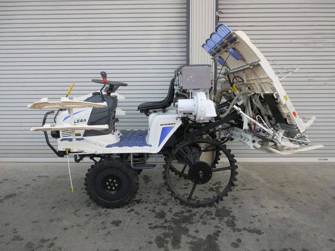 田植機 LE4A 写真４