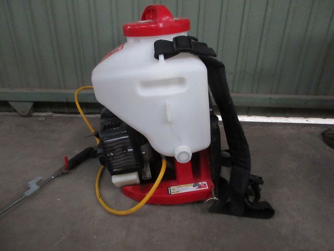 背負式動力噴霧器 ES-10C 写真６