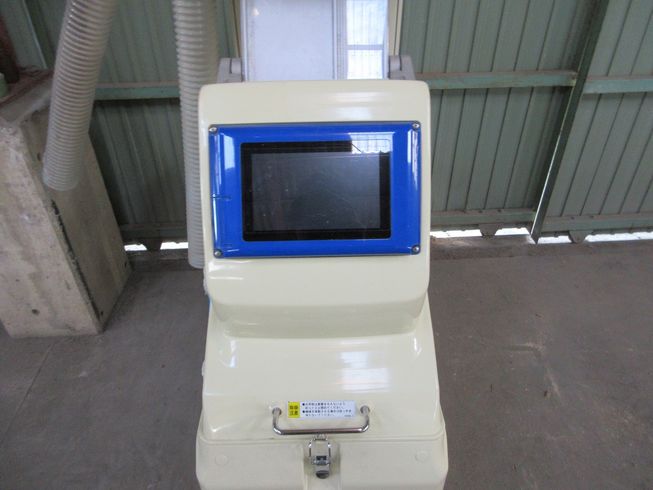 色彩選別機 FGS-2000S 写真７