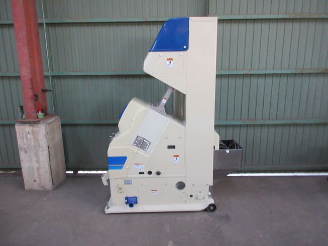 色彩選別機 FGS-2000S 写真８