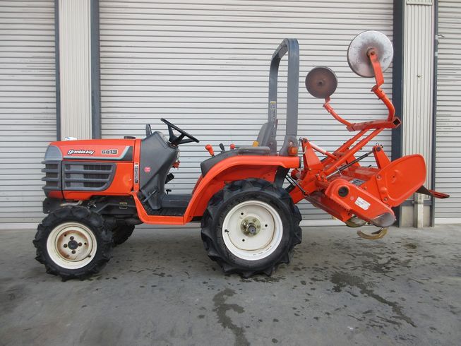 トラクター GB13 写真２