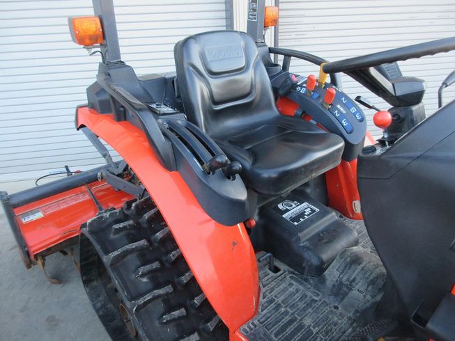 トラクター KB23XMA-PC 写真６