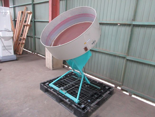  種子コーティングマシン KC-152 写真２