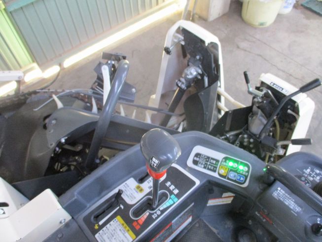 コンバイン V214 写真10