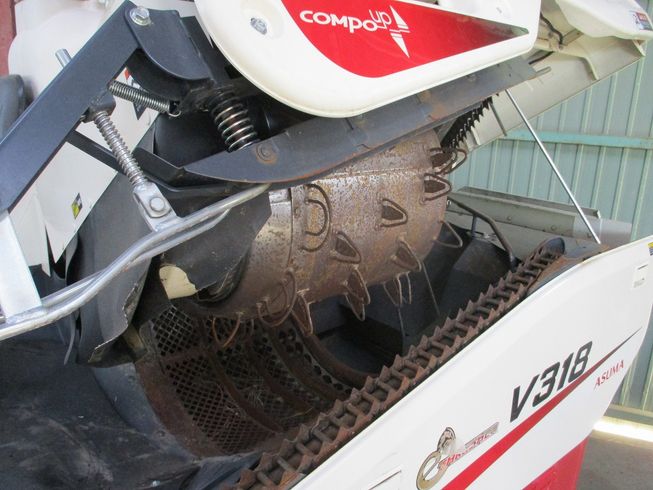 コンバイン V318 写真７