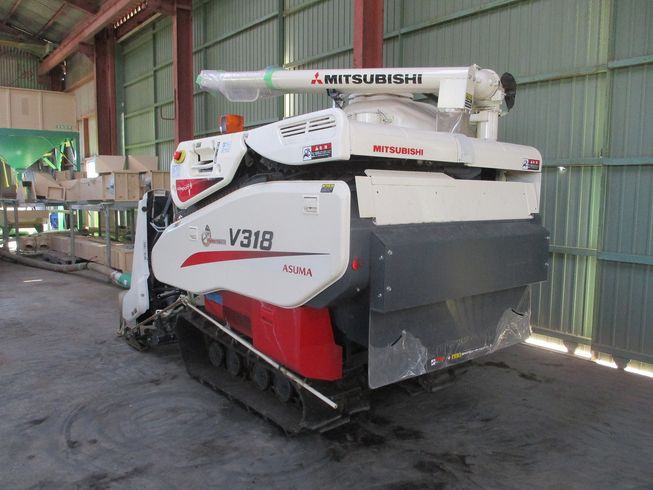 コンバイン V318 写真４