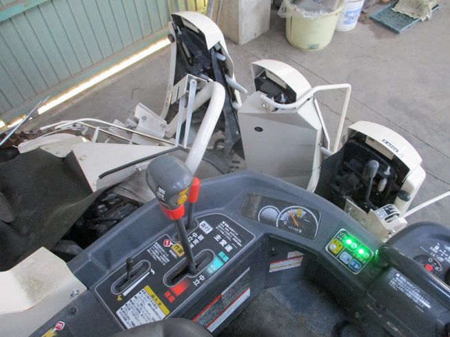 コンバイン V318 写真９
