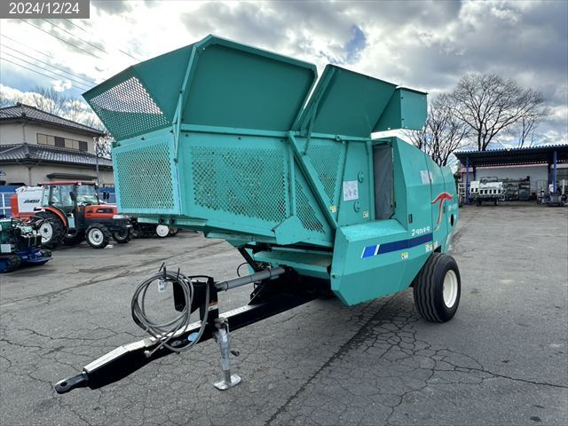 タカキタ ロールベーラー 写真