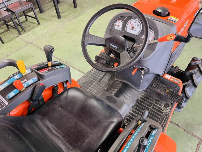 トラクター KB18(F) 写真８