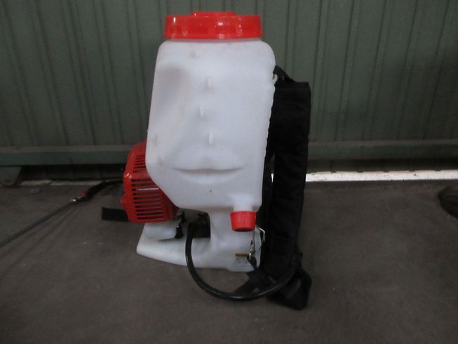 背負式動力噴霧器 KS1300 写真２
