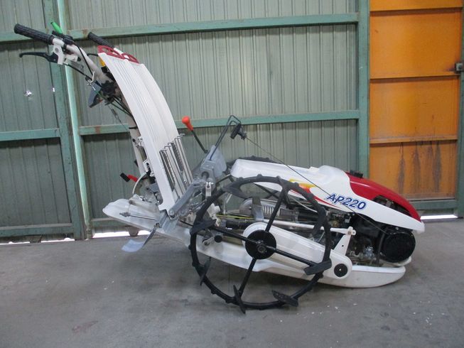 田植機 AP220 写真４