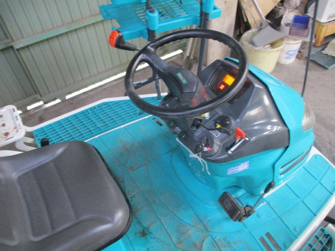 田植機 ZP67F 写真４