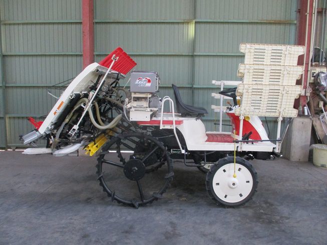 田植機 RJ6 写真３