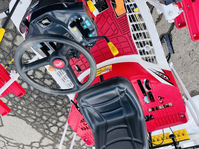 田植機 YR4J 写真８