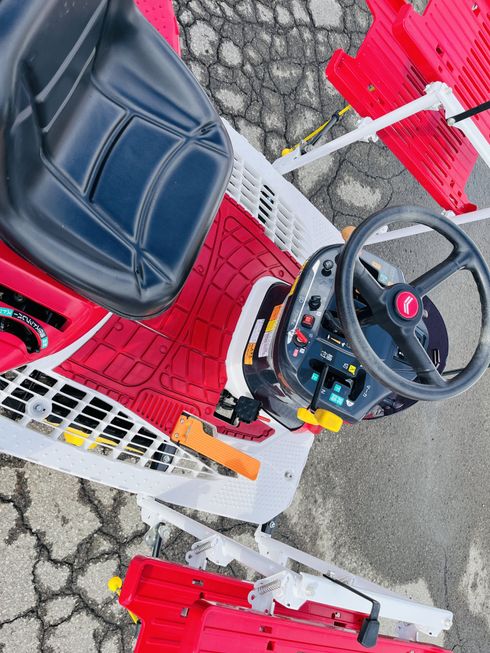 田植機 YR4J 写真９