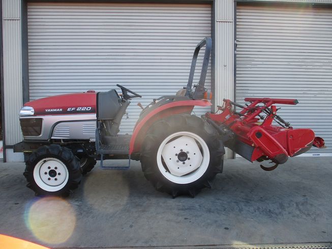 トラクター EF220 写真３