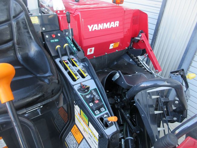 コンバイン YH211 写真７