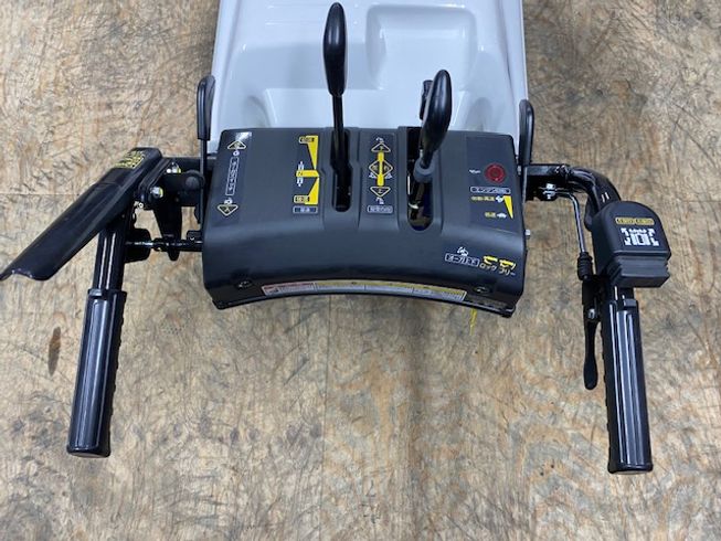 除雪機 YT1070T-B 写真４