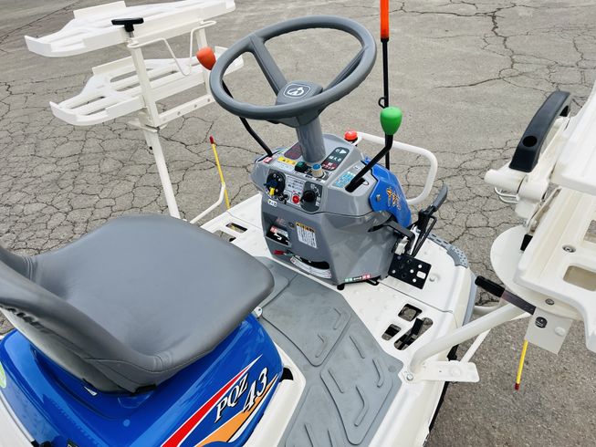 田植機 PQZ43-DUL 写真９