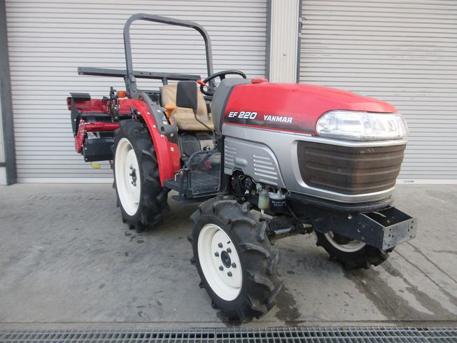 トラクター EF220 写真２