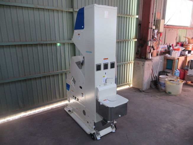 色彩選別機 FGS-1000S 写真７