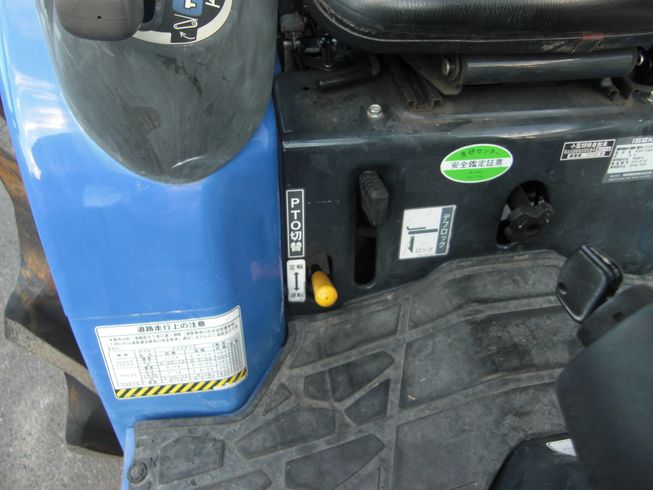 トラクター TH255-QA15D　IQターン　サンバイザー付 写真６