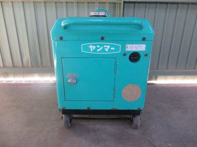 発電機 G2400S 写真５