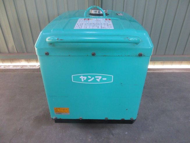 発電機 G2400S 写真４