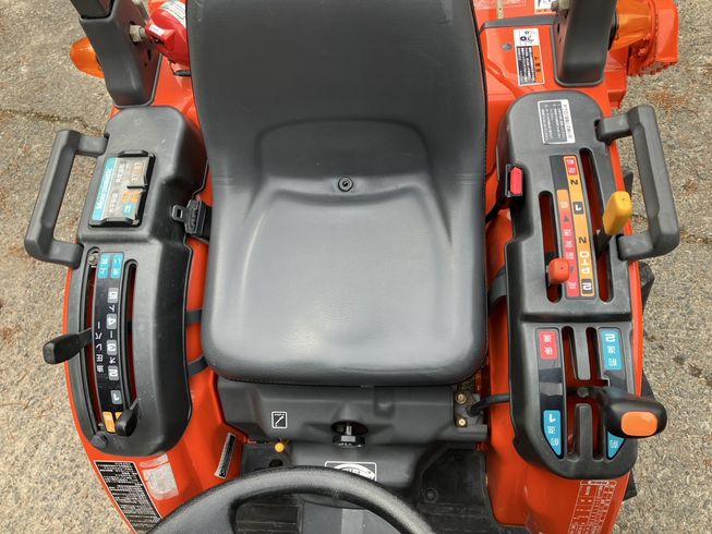 トラクター B72 写真９