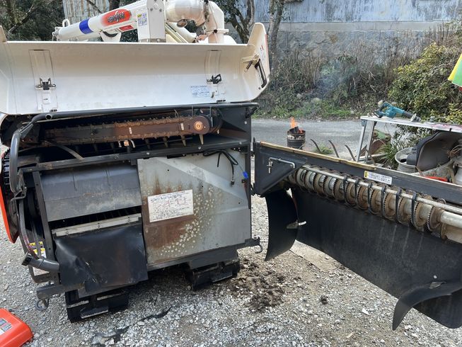 コンバイン ARN216 写真７