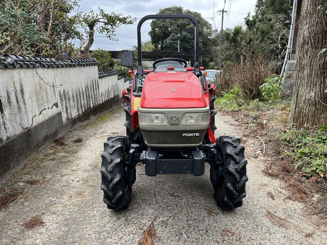 トラクター F210 写真３