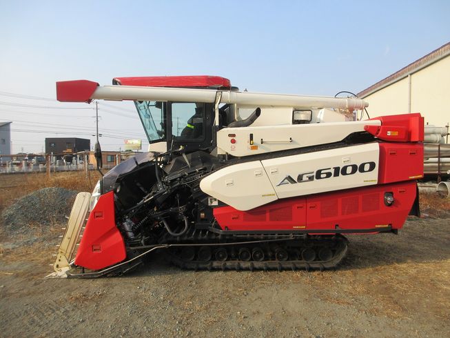 コンバイン AG6100 写真３