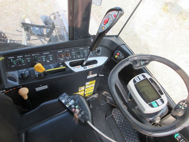 コンバイン AG6100 写真７