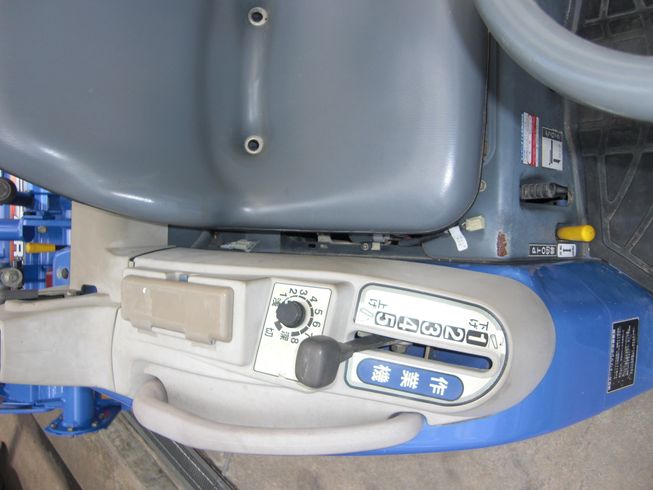 トラクター TH213-BA4VD 写真４