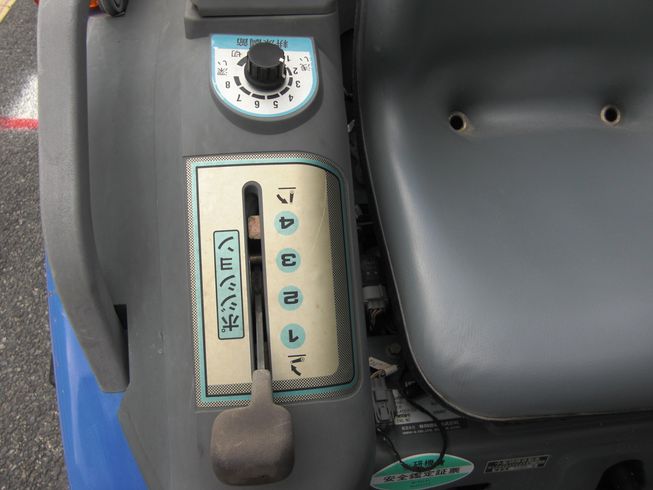 トラクター TH18-B07A4V 写真３