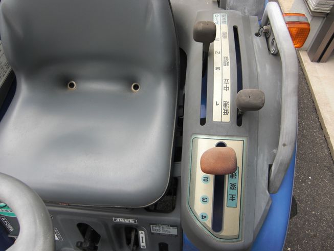 トラクター TH18-B07A4V 写真４