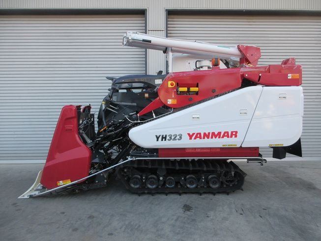 コンバイン YH323 写真４