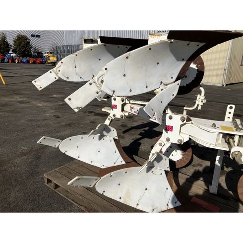 アクスルプラウ RQY182C 写真５