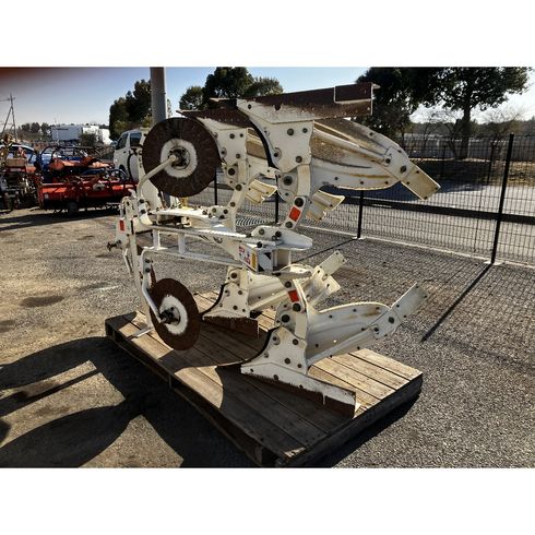 アクスルプラウ RQY182C 写真２