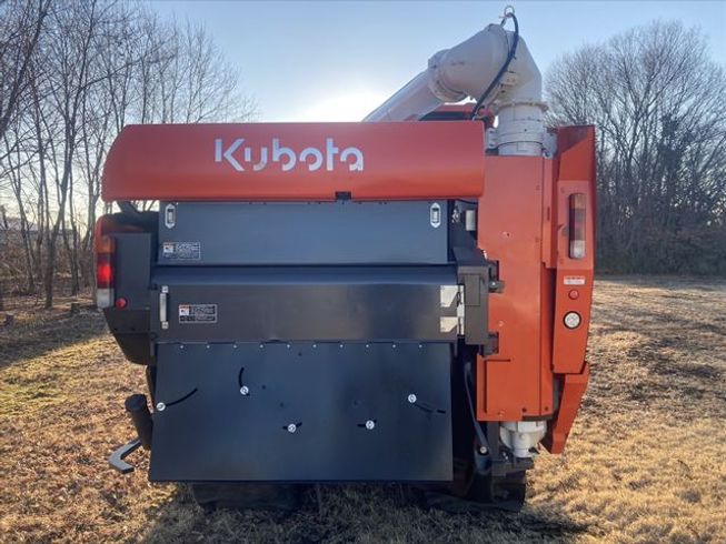 コンバイン DR6130 写真３