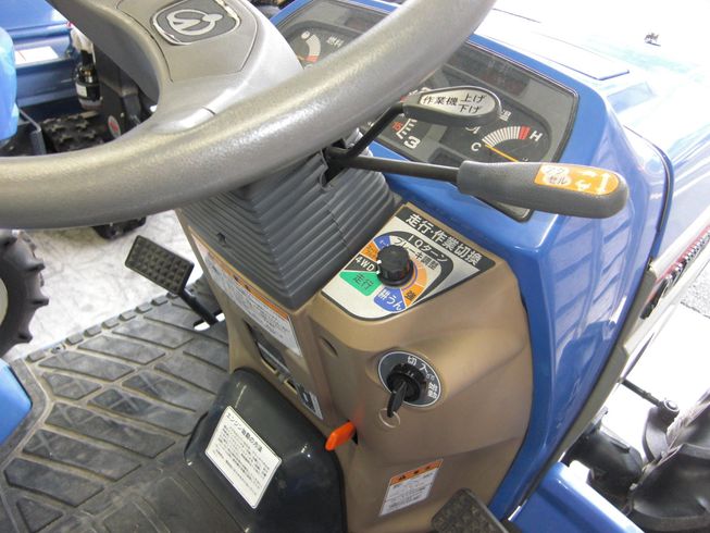 トラクター TH193-QA14V　簡単作業　IQターン　フル装備 写真６