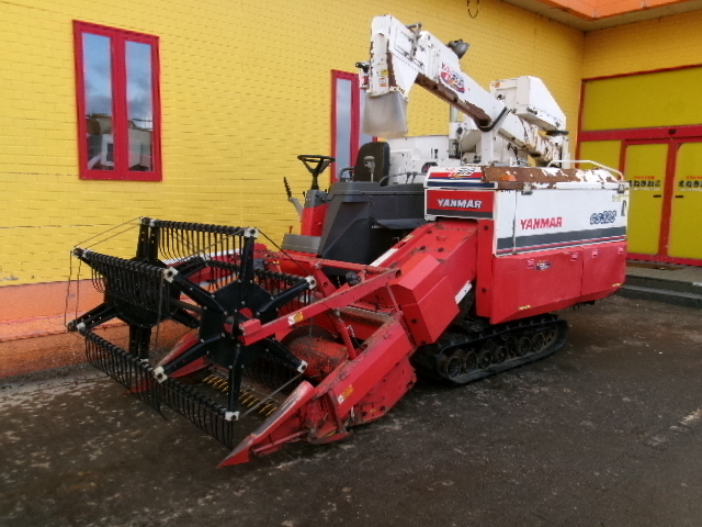 ヤンマー 汎用コンバイン 写真