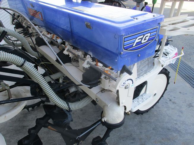 田植機 PQ5 写真６