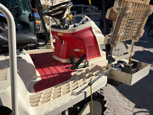 田植機 RG6X 写真４