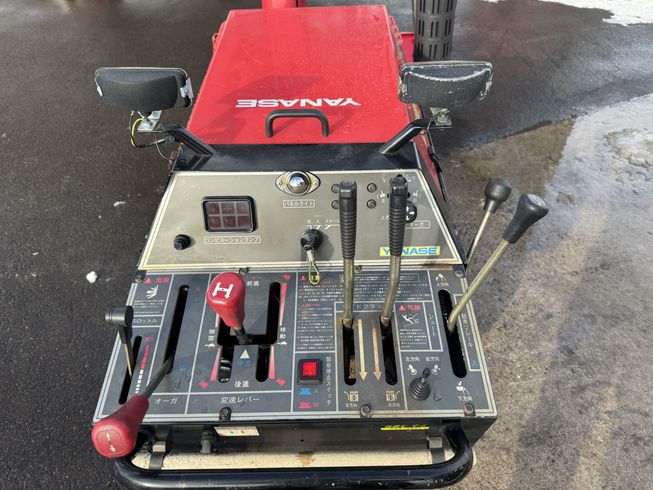 除雪機 914HSTD 写真５