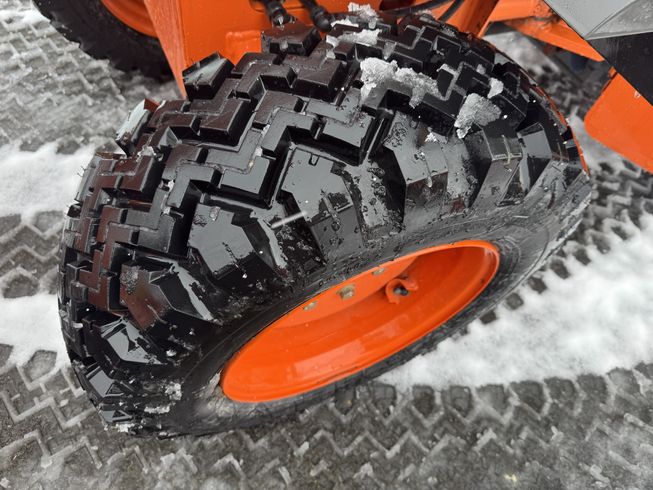 ホイールローダー/タイヤショベル ZW20 写真４