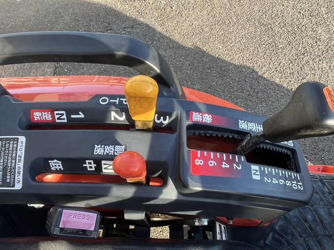 トラクター NB17FMA 写真６