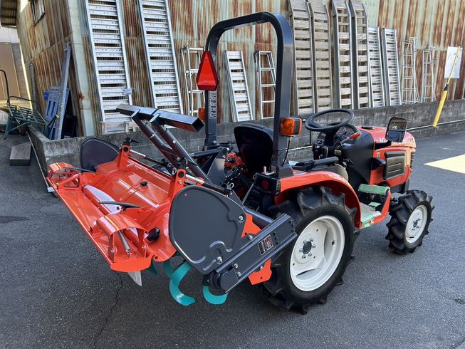 トラクター JB18XSPBSMAG-RF3 写真４