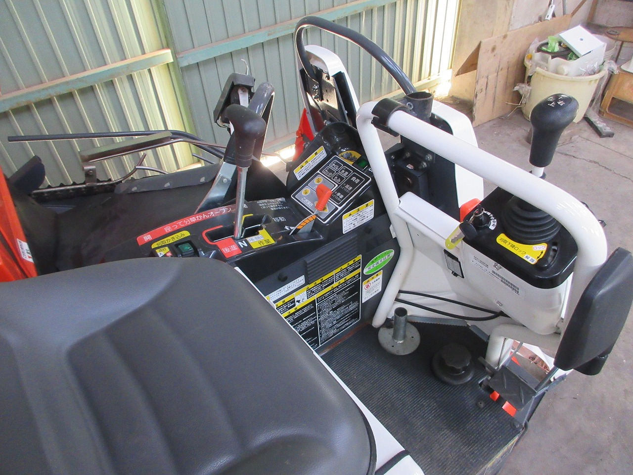 コンバイン  ER213-SPW 写真９